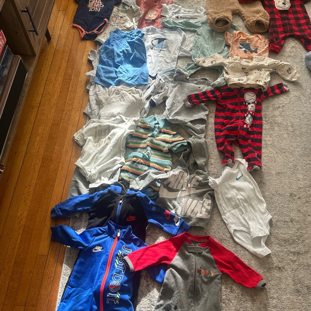 Designer Baby Clothes: Carters/ Champion/ Cloud Island/ Disney/ Old Navy/ Nike